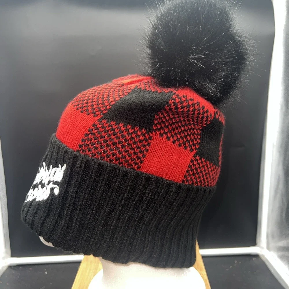 Victoria's Secret Winter Jacquard Pom Pom Beanie Hat Buffalo Plaid Red Black New